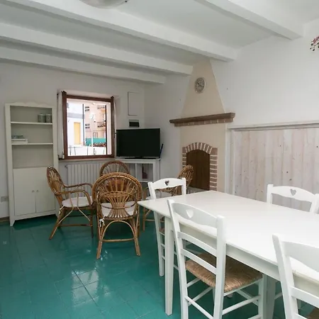 Lägenhet A Casa Di Marco *